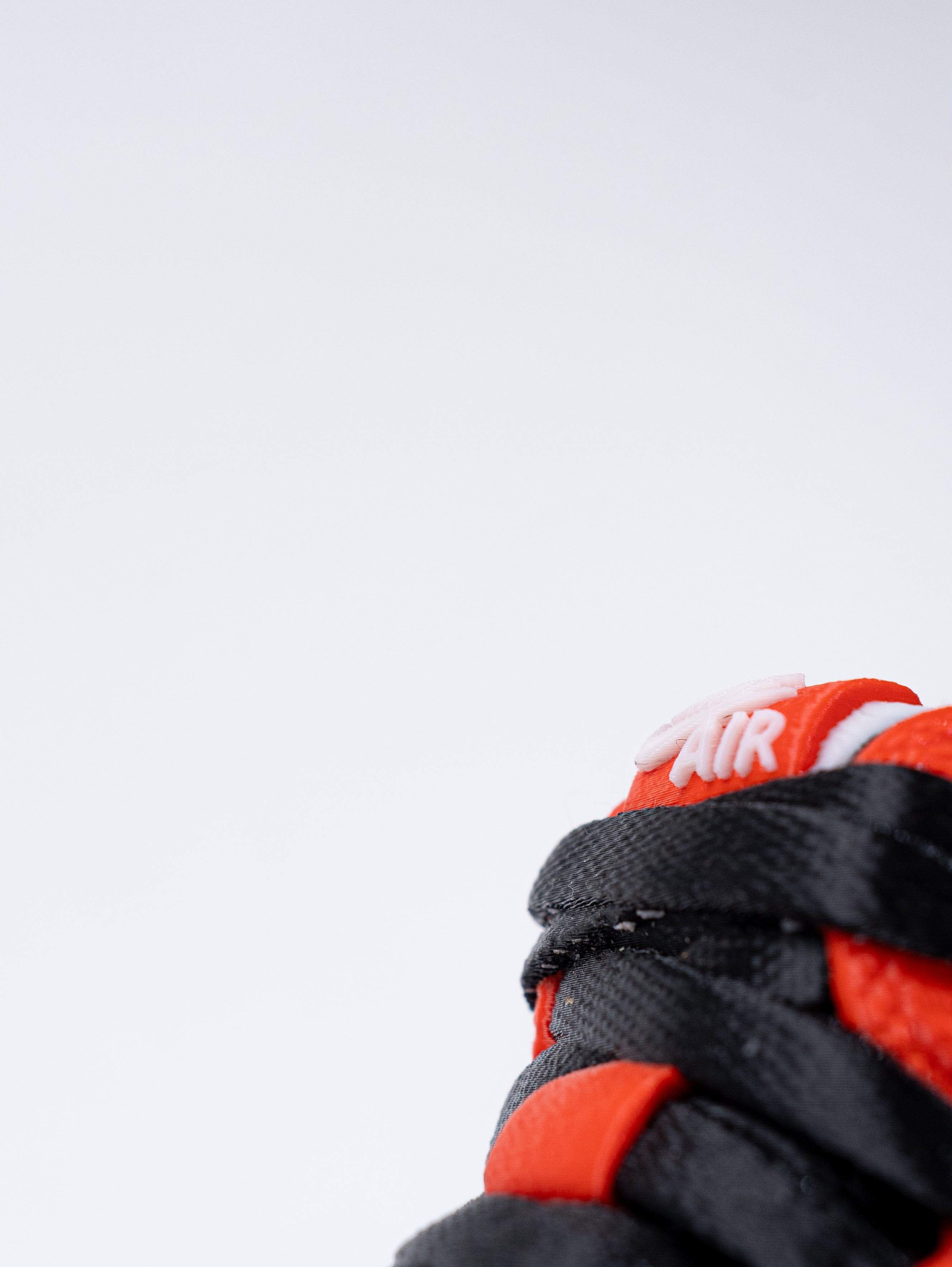 'Jordan 1 Miniature Shoe' 1:2 Scale