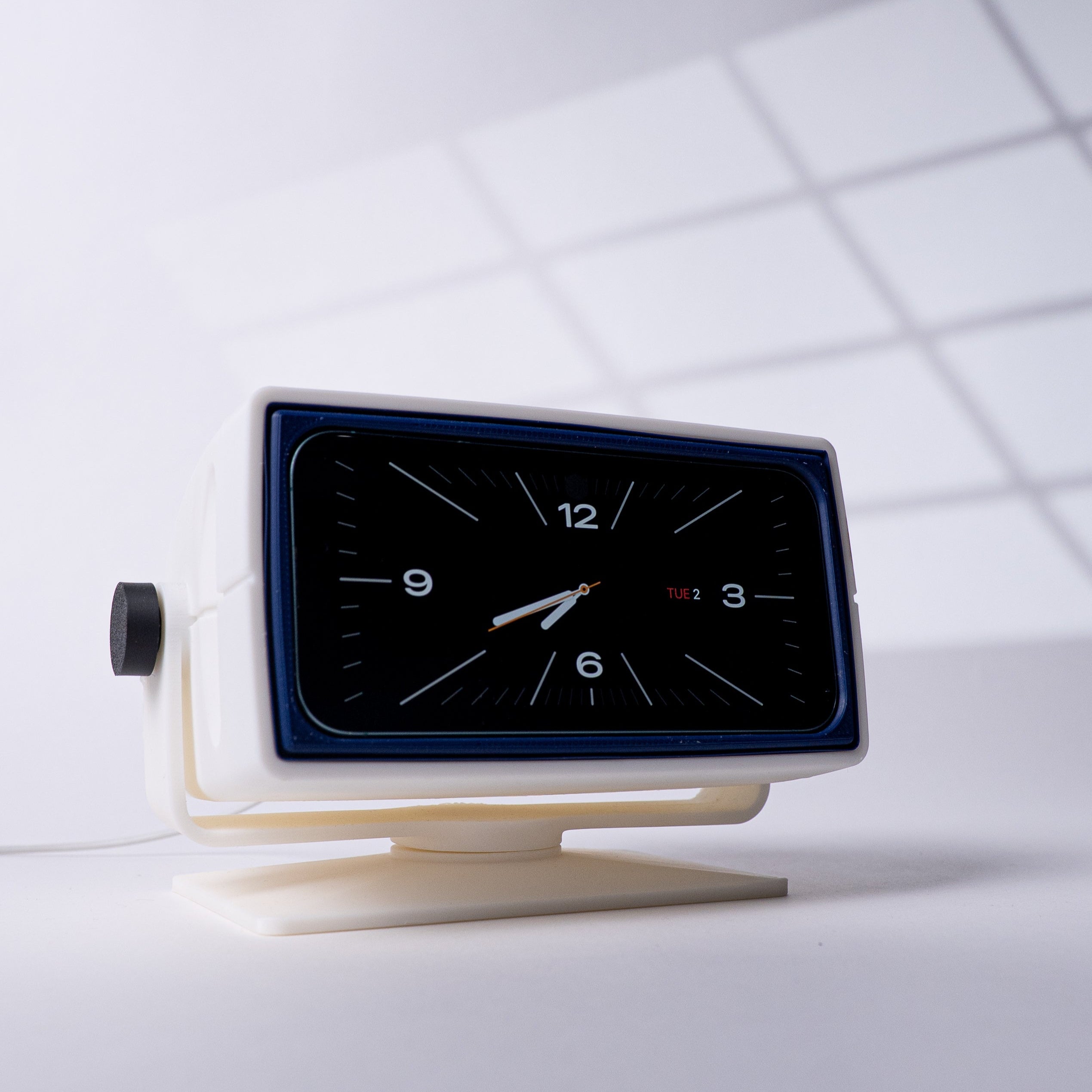 'Lumon' iPhone Night Stand