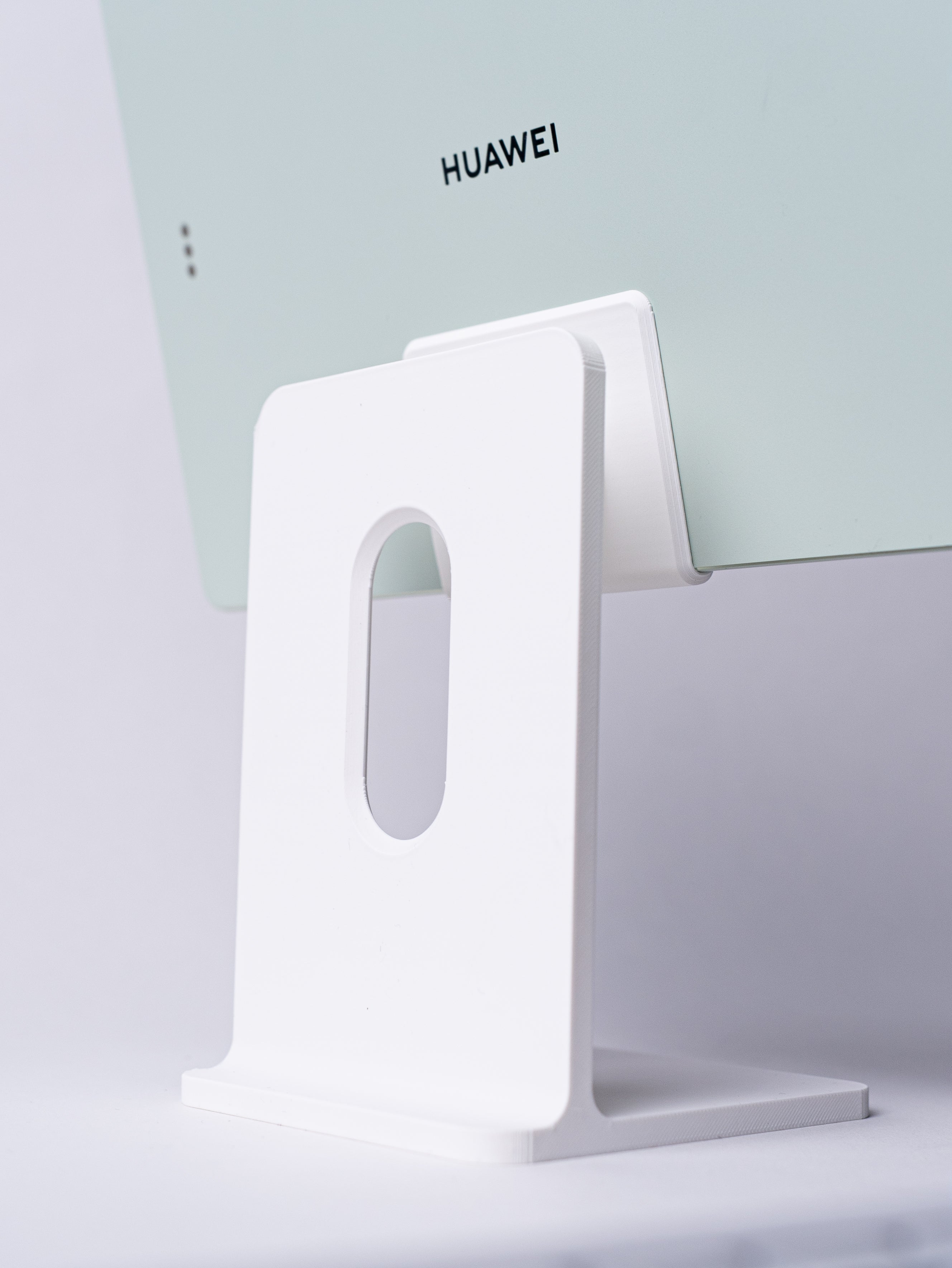 'Studio Display' iPad/Tablet Stand