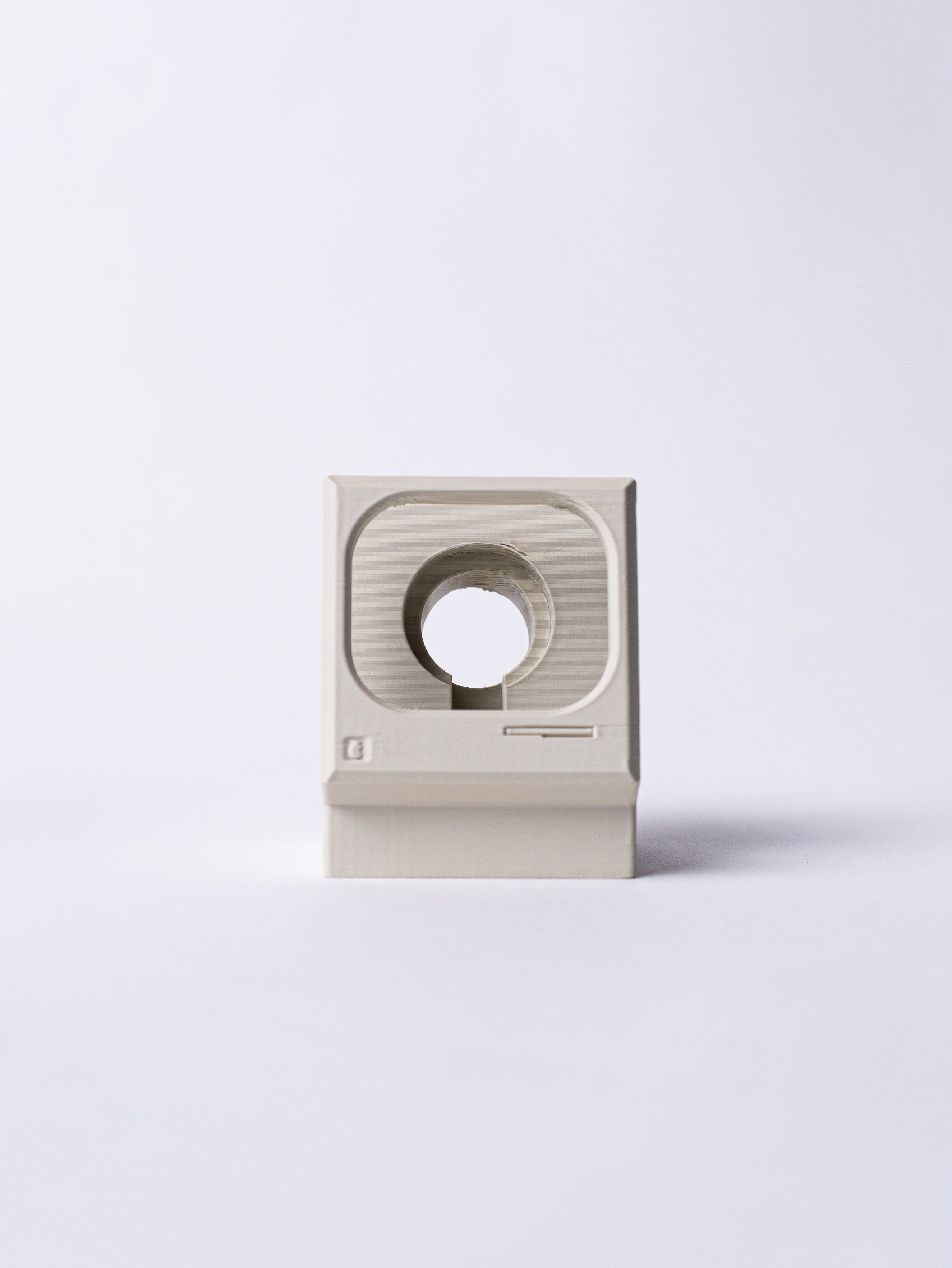 'Macintosh Original' Apple Watch Charging Stand