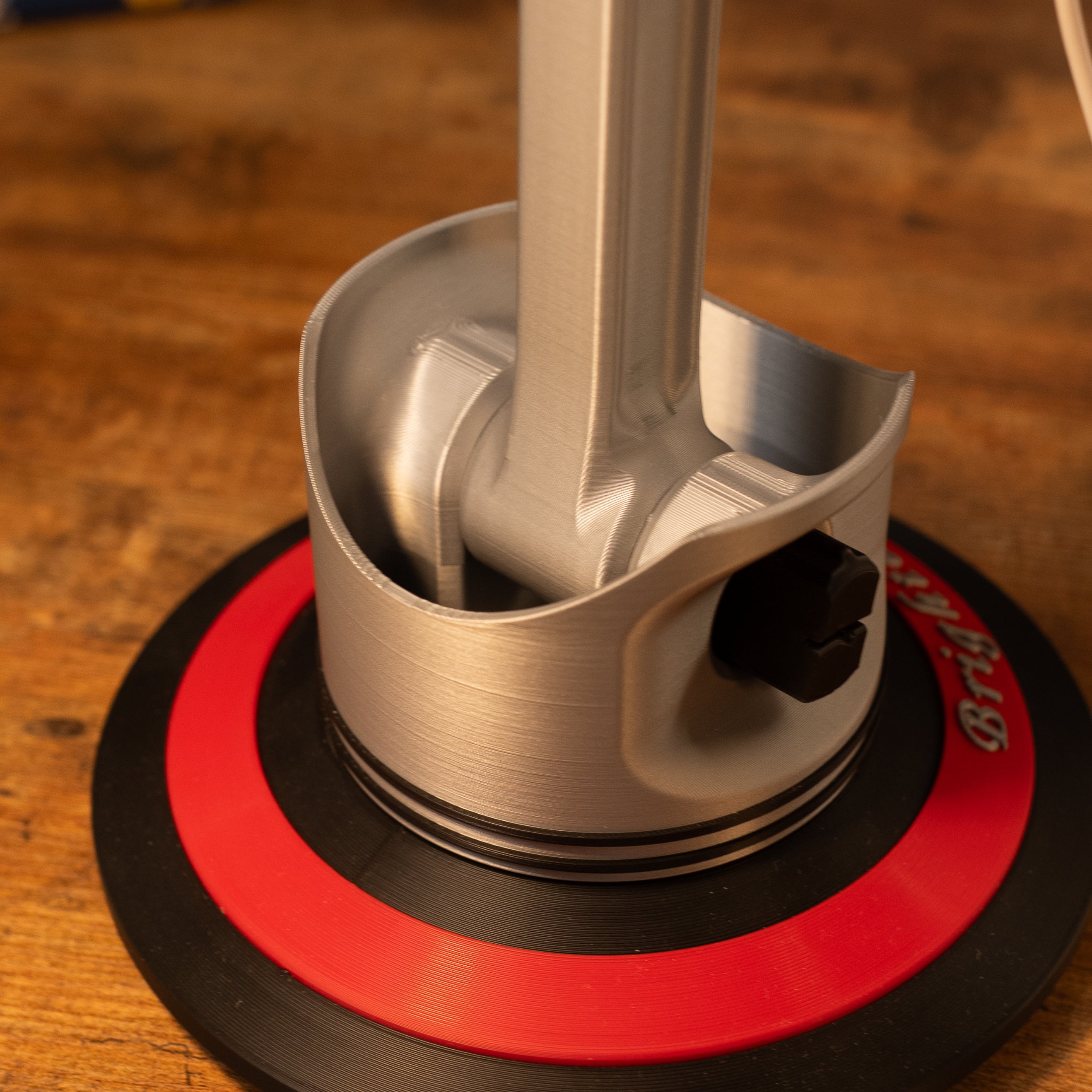 'Piston Rod' Desk Lamp