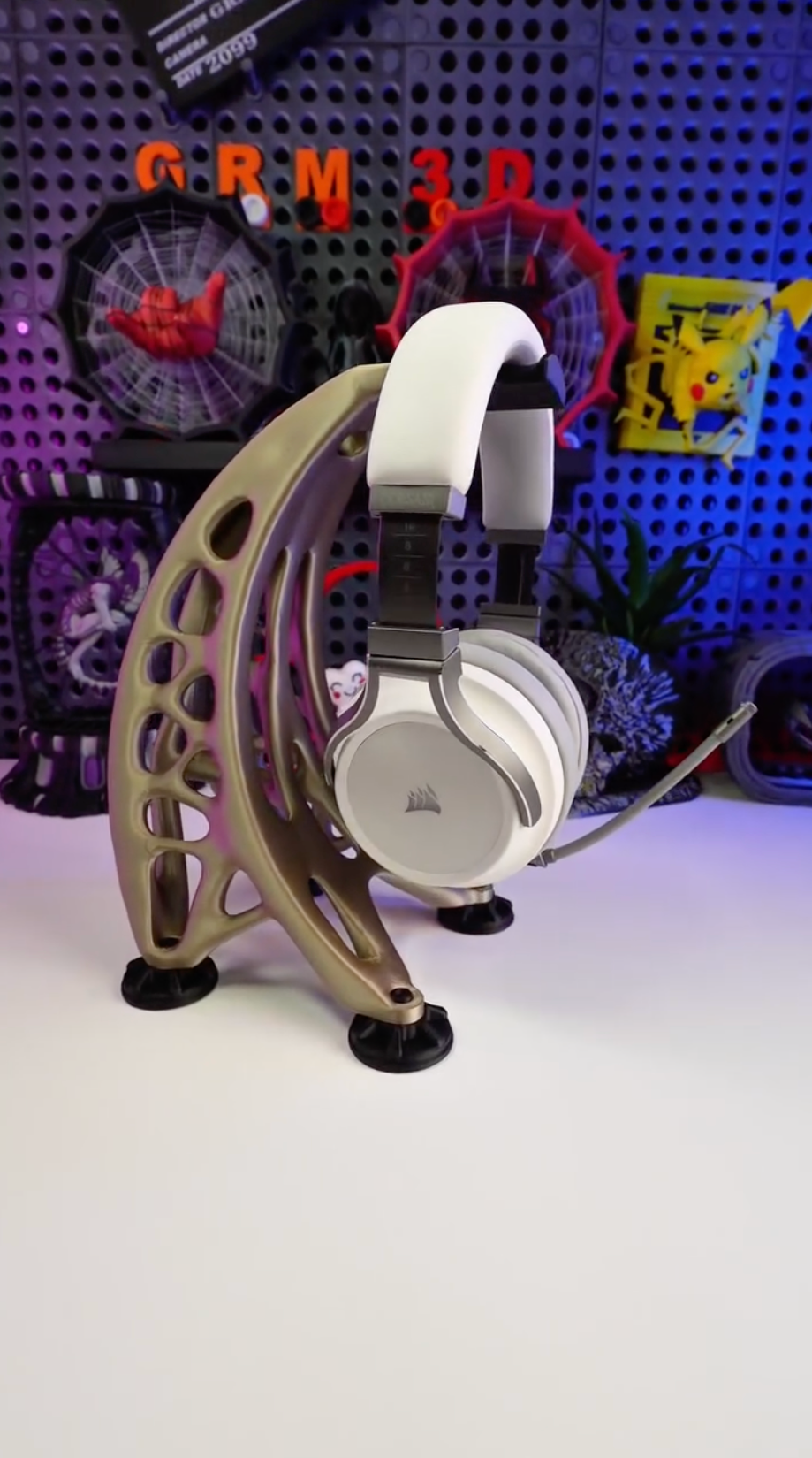 'Rollbar' Industrial Headphone Stand