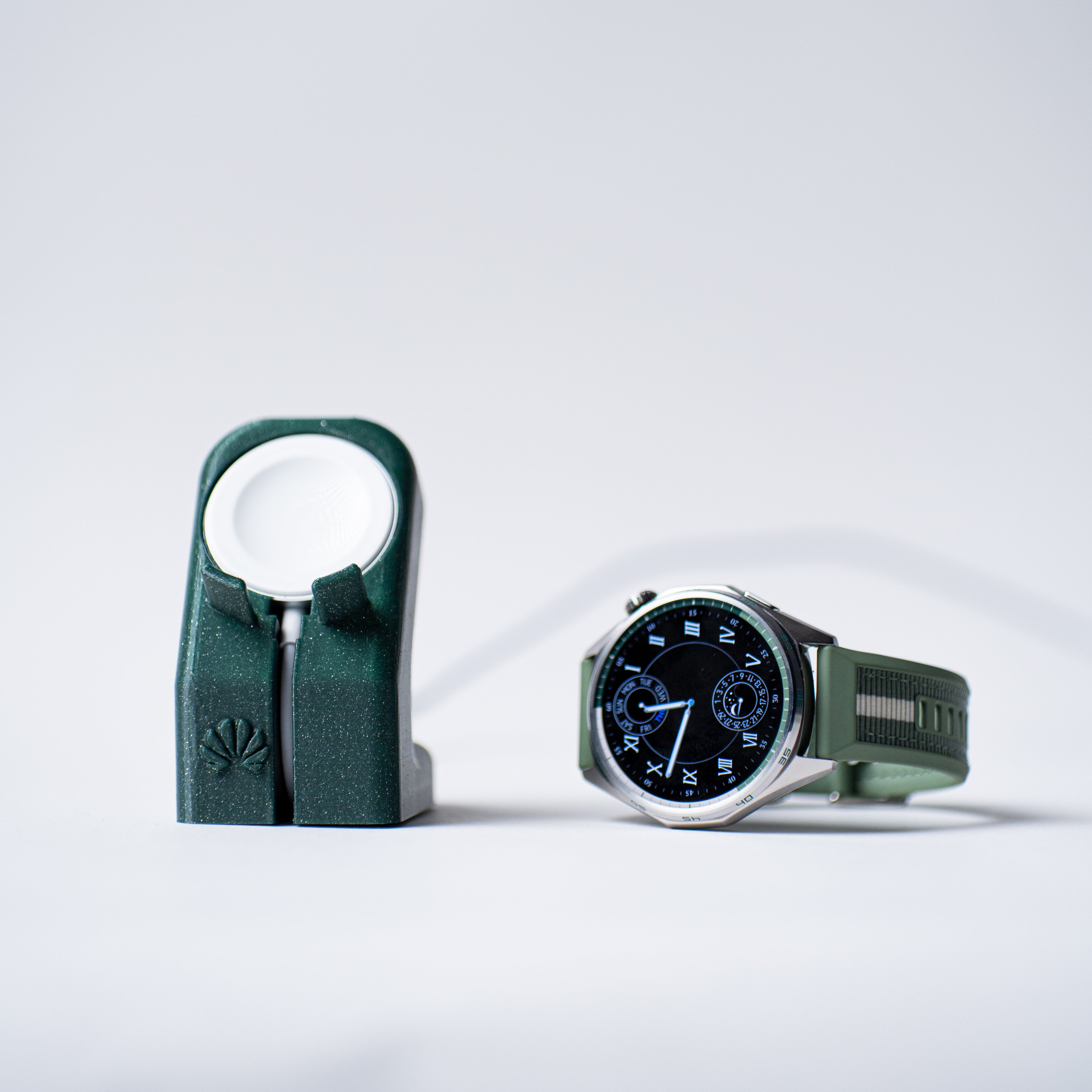 'Pearl' Huawei Watch Charging Stand