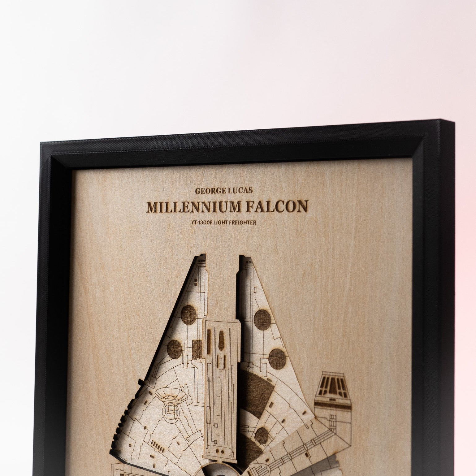 'Millennium Falcon' ξύλινο διακοσμητικό τοίχου