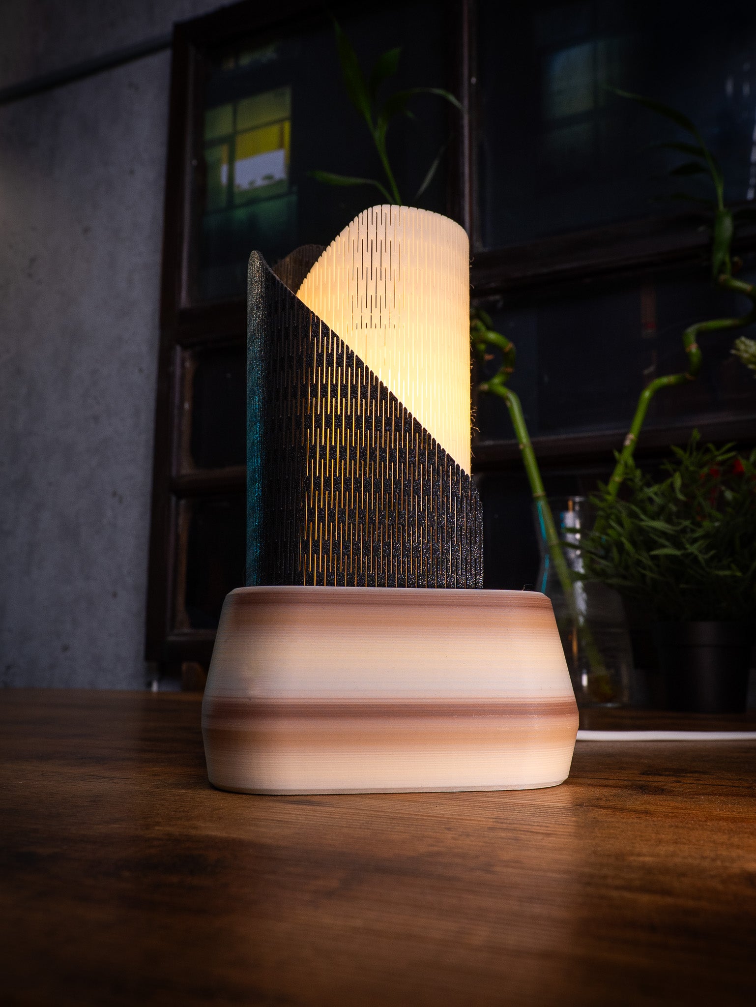 Layers - Desk Lamp